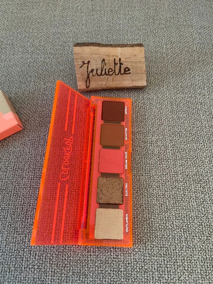 Palette yeux Moon Haze ColourPop Neuve avec étiquette - photo numéro 3