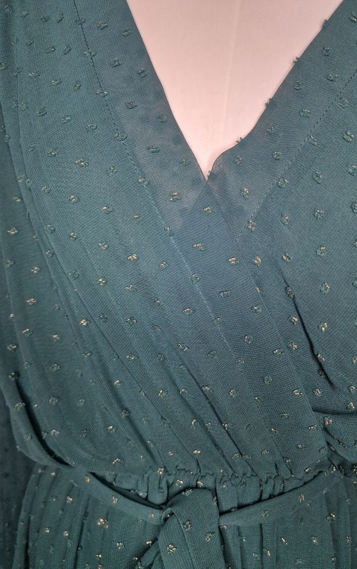 Robe casual Papillonne – M/L – Vert foncé – État : Très bon - photo numéro 2
