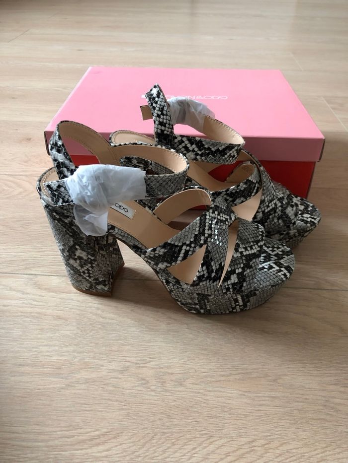 Escarpins ouverts neufs Even&Odd pointure 37 - photo numéro 4