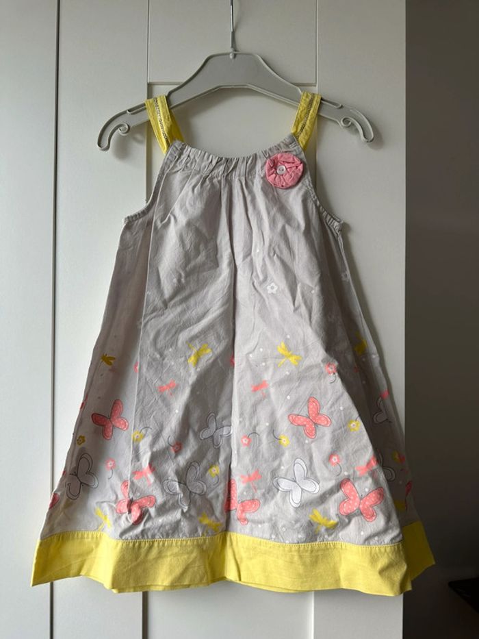 Robe fine bretelle