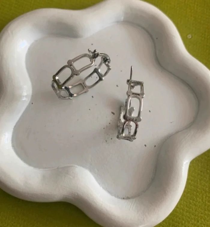 Boucles d’oreilles créoles géométriques argentées 22mm en acier inoxydable - photo numéro 5
