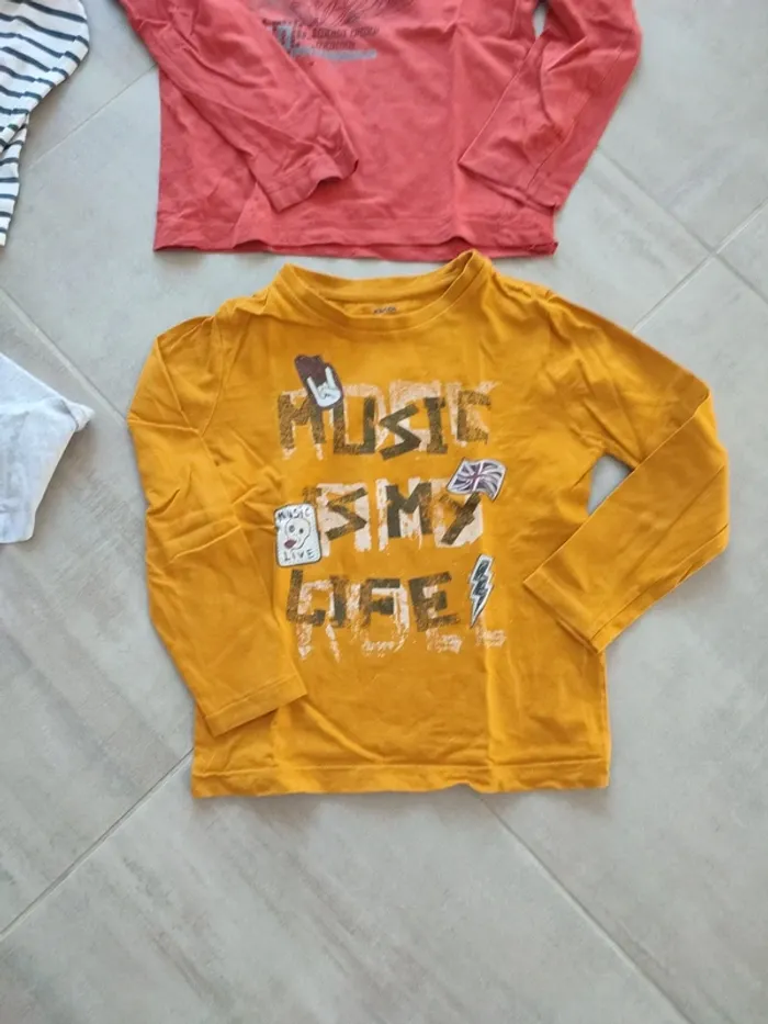 Lot de 9 Tshirts manches longues garçon 5 ans - photo numéro 2