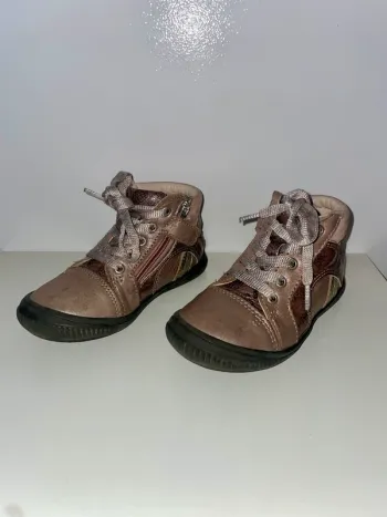 Chaussures Fille GBB
