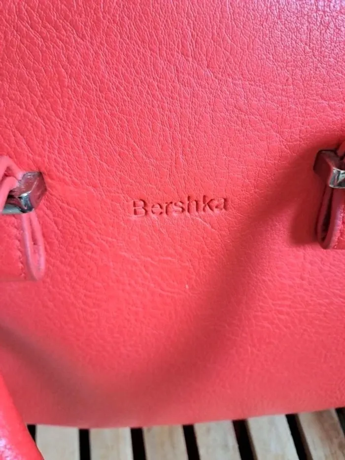 Sac Bershka - photo numéro 4