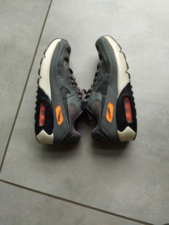 Baskets Nike air max 90 taille 35,5 - photo numéro 5