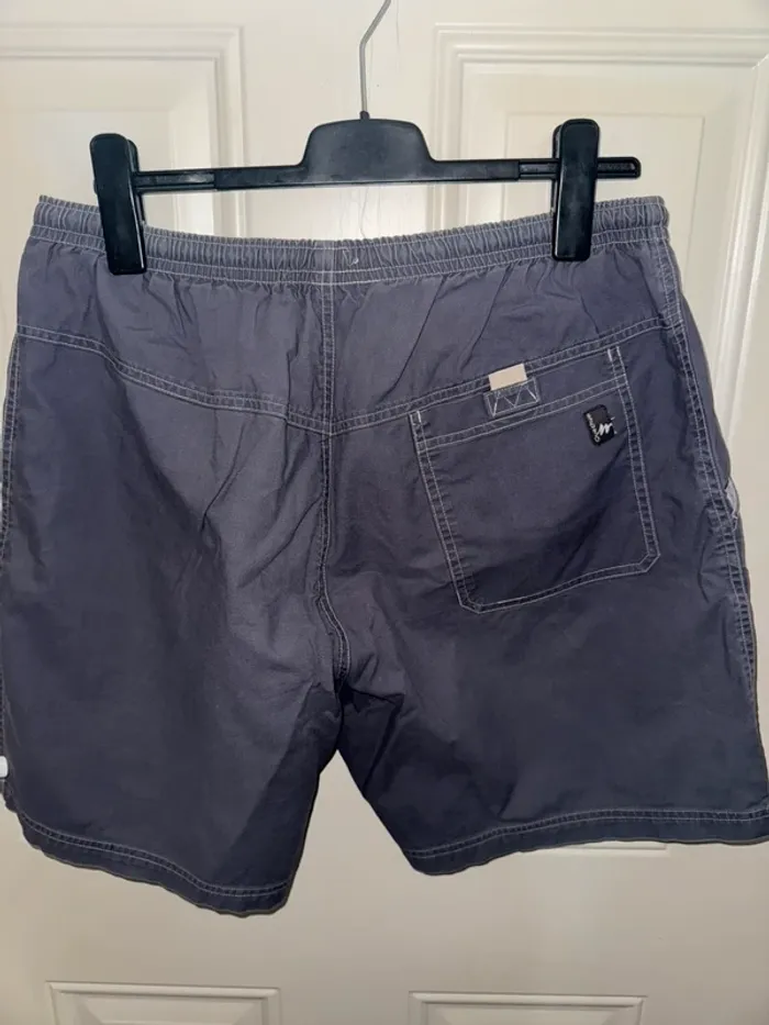 Short homme bleu marine taille XXL Marque Queshua - photo numéro 2