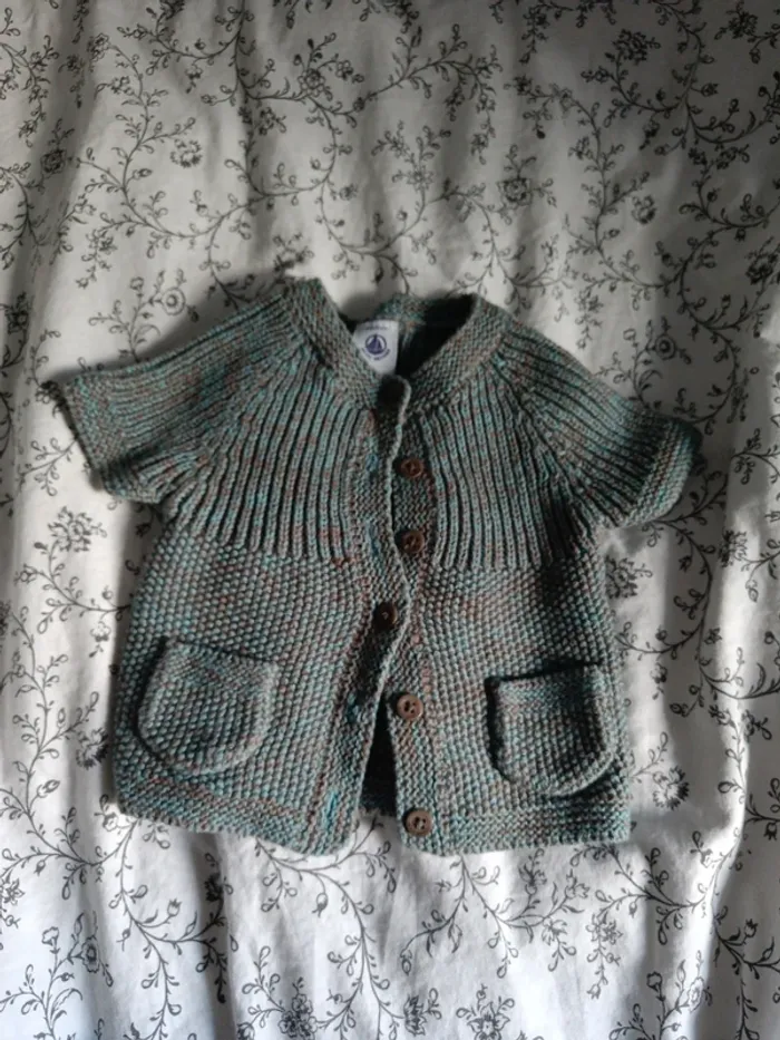 Gilet manches courtes en laine petit bateau vert et marron 81cm - photo numéro 2