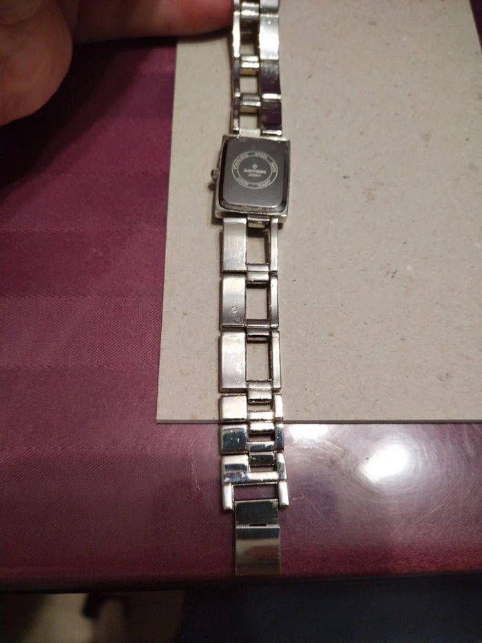 Petite montre femme - photo numéro 6