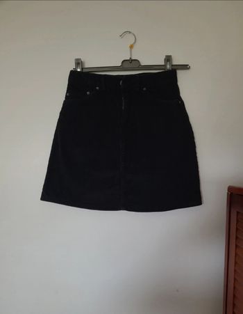 Jupe-courte-noir-taille-xs-vero-moda