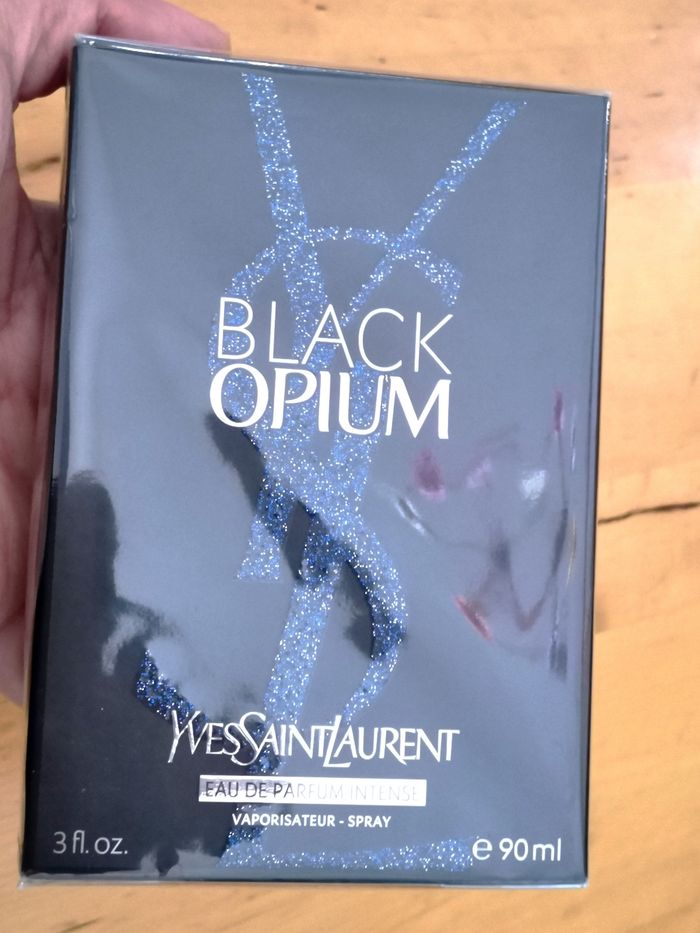 Parfum pou Femme YSL "Black Opium" - photo numéro 2