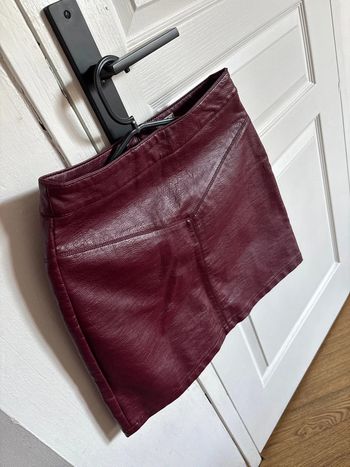 Jupe similicuir bordeaux