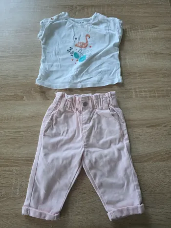 Ensemble fille 6/9 mois