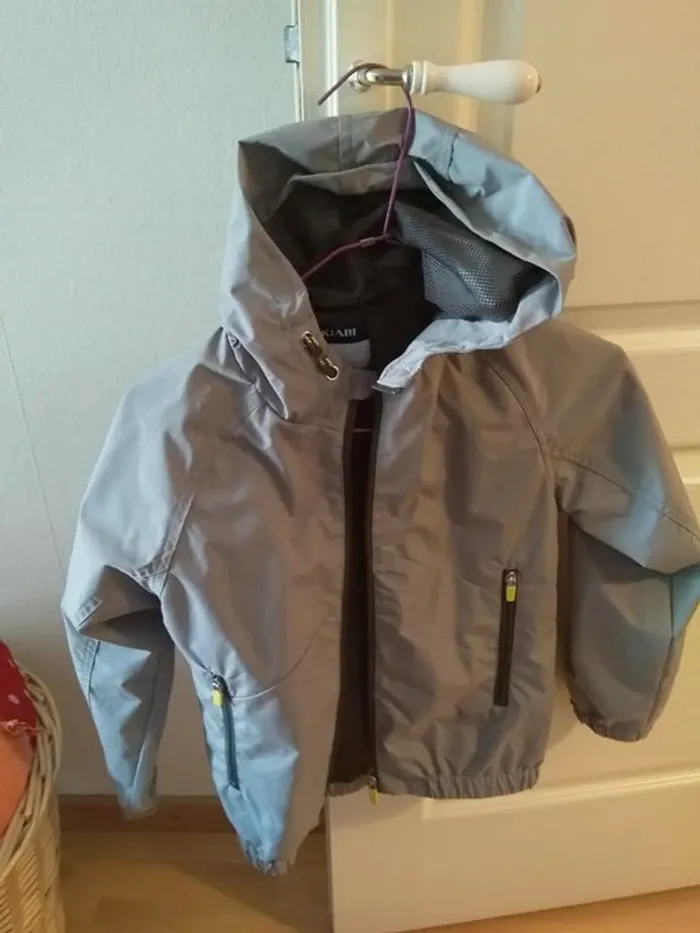Veste imperméable demi saison à capuche - photo numéro 2