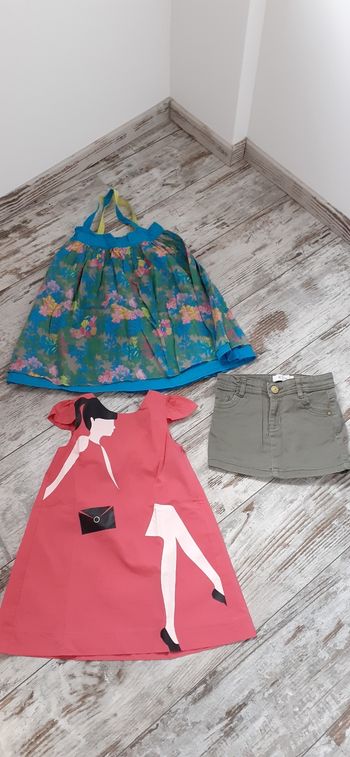 Lot robe / jupe