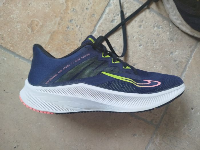 Basket Nike taille 38 - photo numéro 6