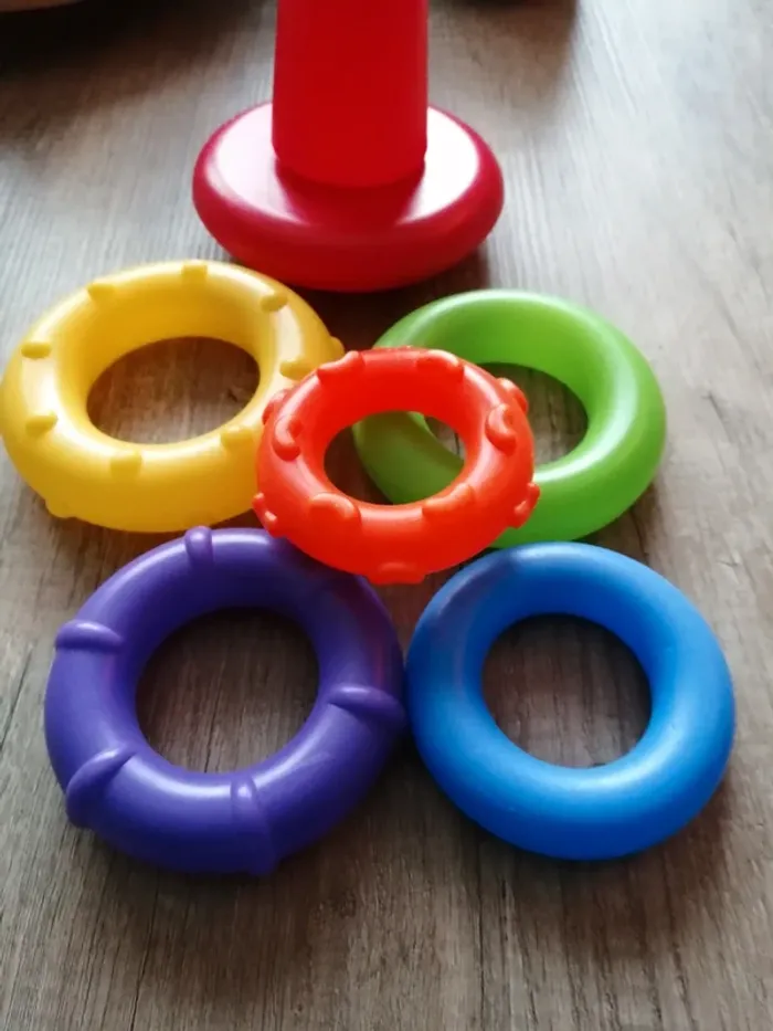 Jouets bébé "Tour d'anneaux à empiler" - photo numéro 3