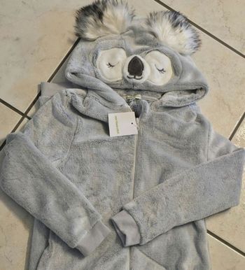 (NEUF  non porté) 🏷🥰😍🩷 surpyjama 10 ans fille 🩷😍🥰.(ferme)