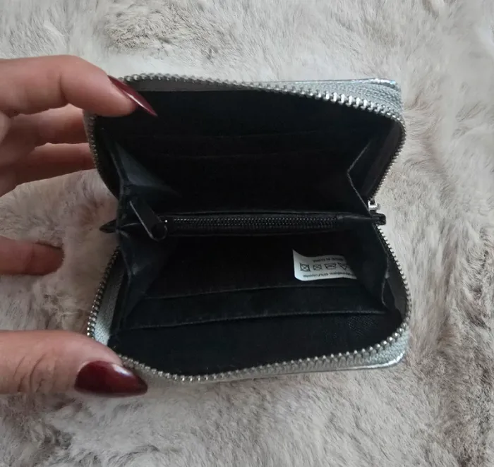 Petit portefeuille - photo numéro 2