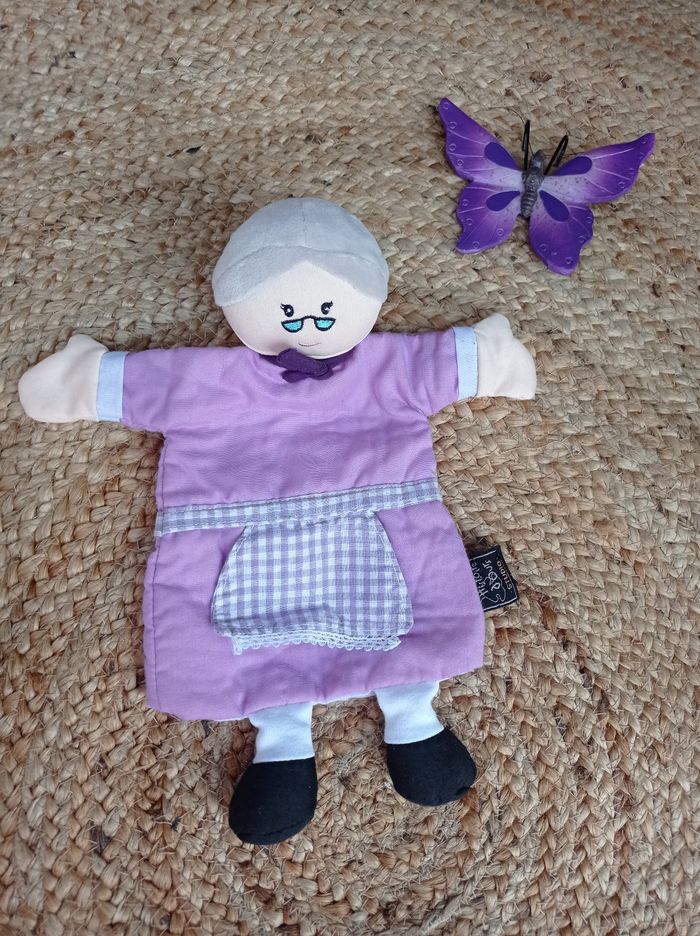 Doudou grand-mère