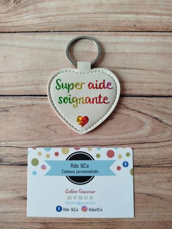 Porte-clé similicuir coeur super aide soignante