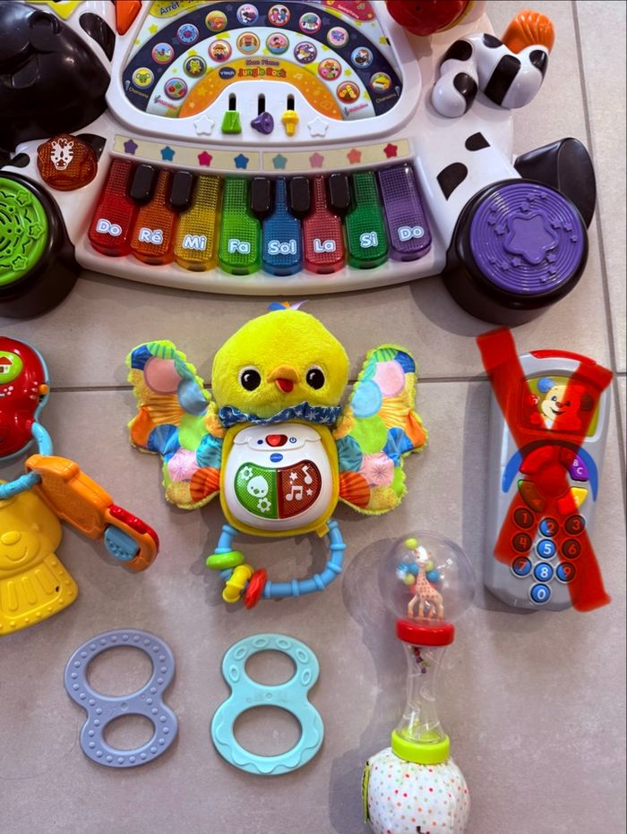 Lot de jouets - photo numéro 3