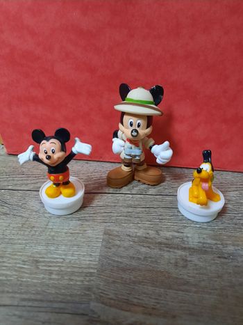 1 Figurine Mickey aventurier: Disney & 1 autre Mickey & Pluto