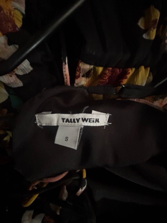 Robe à fleurs - photo numéro 4