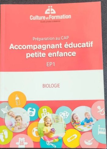 Livre CAP PETITE ENFANCE