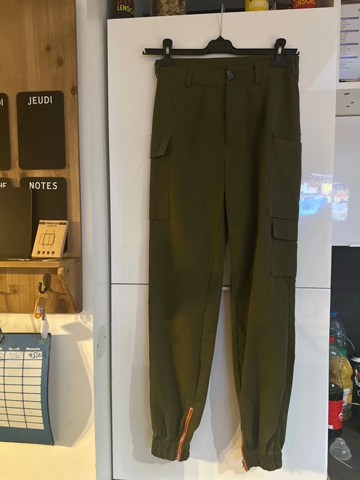 Pantalon cargo