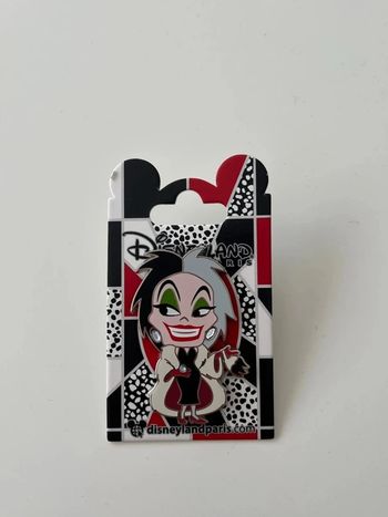 Pin disney Cruella
