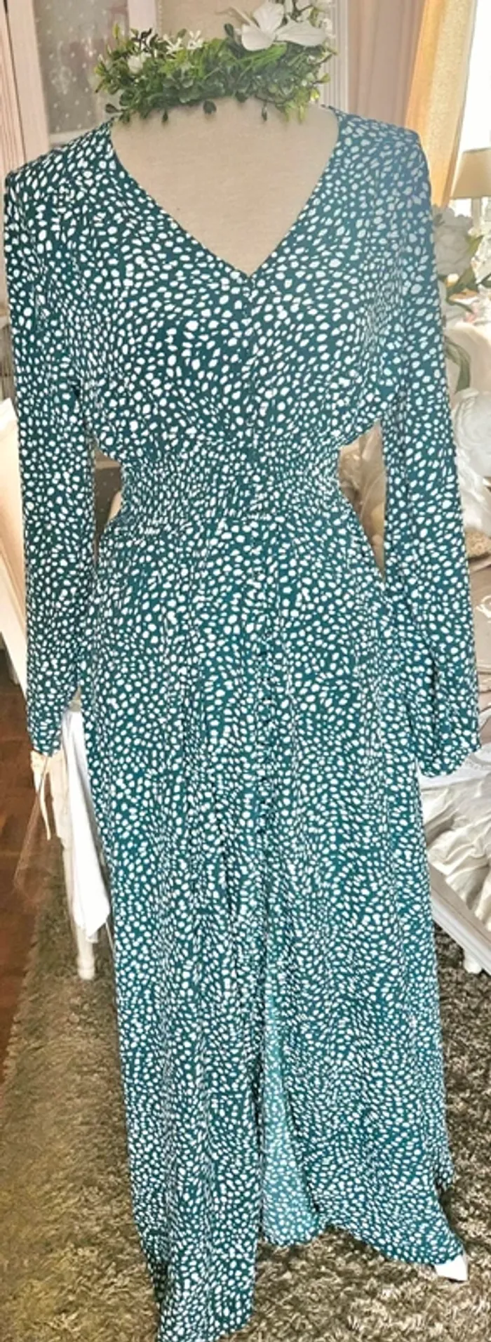 Robe longue verte blanche L'olive Verte Taille M/L Neuve - photo numéro 3