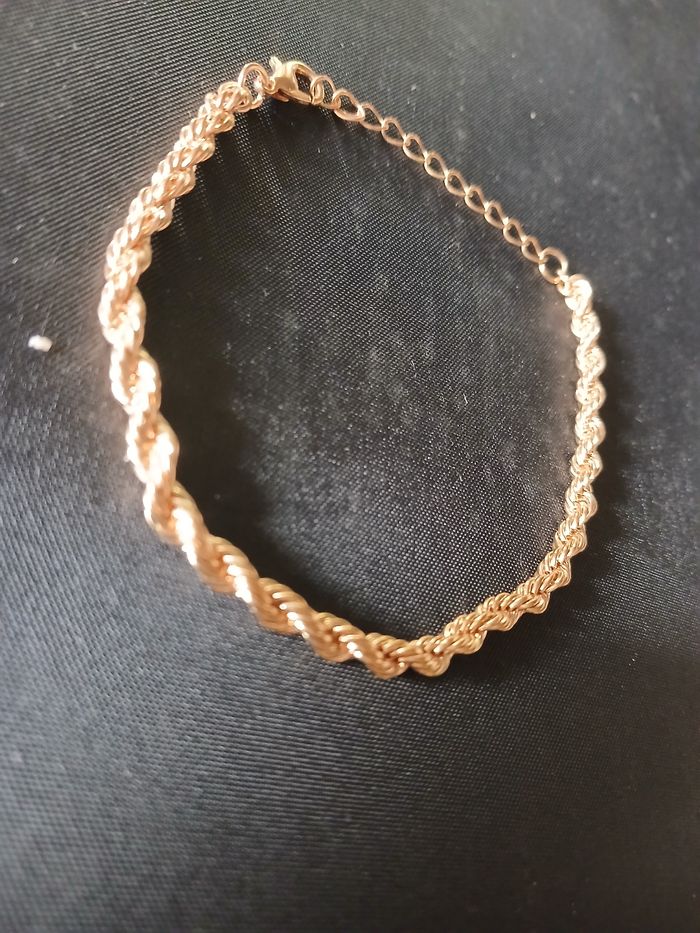 Bracelet doré entrelacés - photo numéro 2