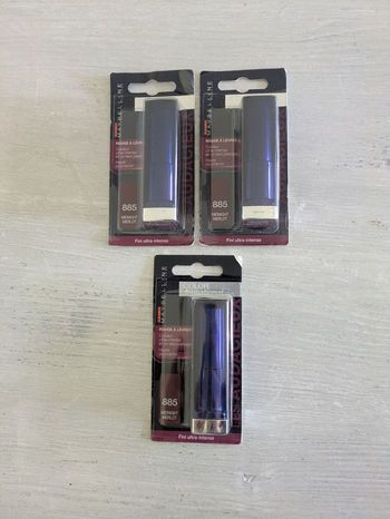 Rouges à lèvres- Lot de 4 - 885 Midnight Merlot - Neuf