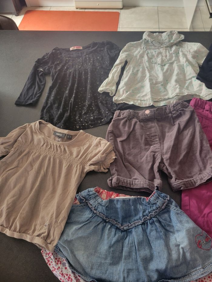 Lot vêtements fille 2ans - photo numéro 2