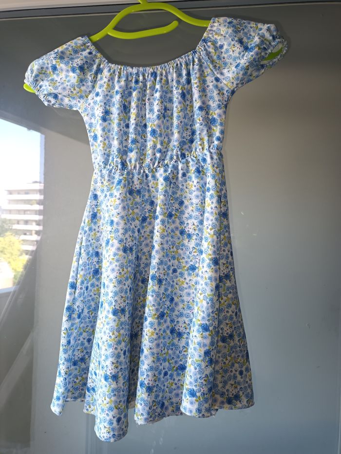 Robe fille fleuri - photo numéro 2