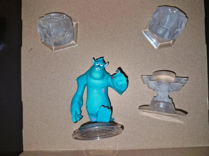 Lot de 4 figurines infinity  sully  cars  indestructible - photo numéro 2