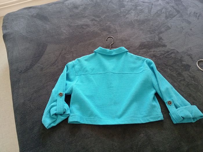 Veste courte neuve Taille M - photo numéro 2