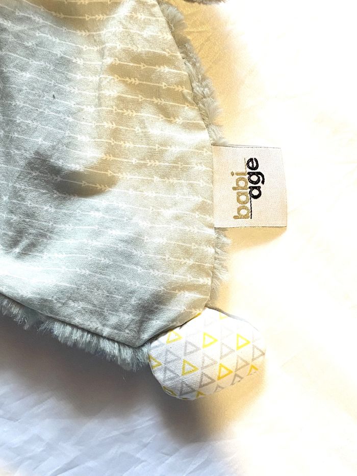 Renard Gris Doudou Robe Verte Partie Fourrure Partie Lignes Verticales Peluche Petits Enfants Bébés - photo numéro 8