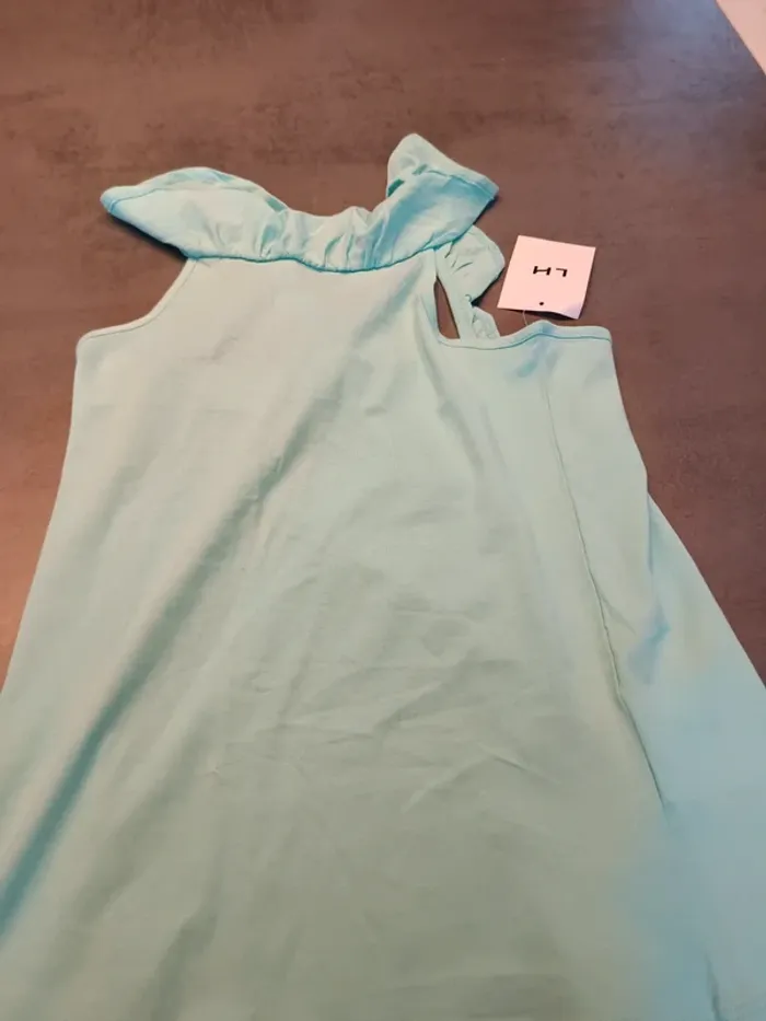Vends débardeur LH neuf avec étiquette taille 12 ans. - photo numéro 2