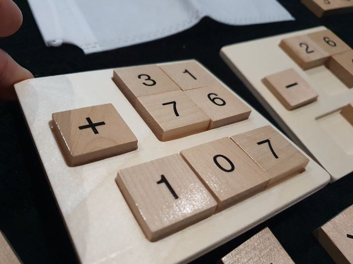 Aide mathématique en bois méthode montessori - photo numéro 5