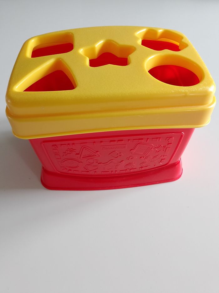 Mon trieur de formes Fisher price complet - photo numéro 3