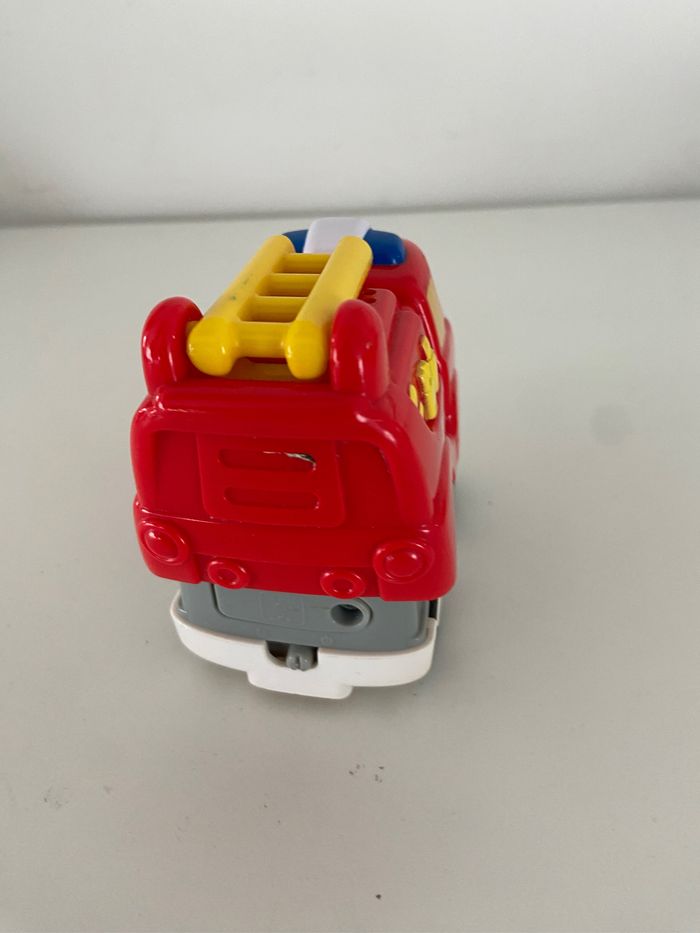 Tut tut bolide Vtech Jeff pompier en chef - photo numéro 4