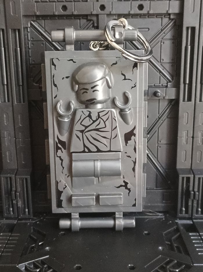 Starwars - porte clé Han Solo Carbonite