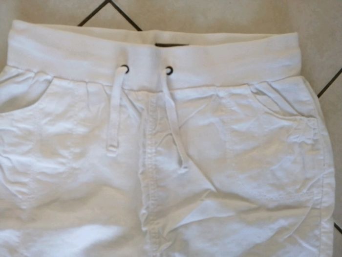 Jupe courte - photo numéro 3