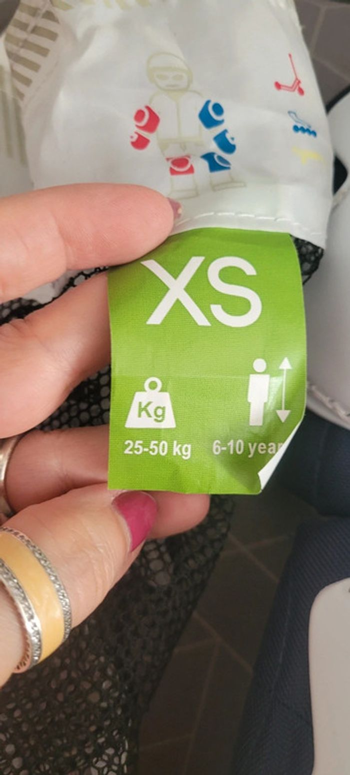 Protections pour roller XS - photo numéro 2
