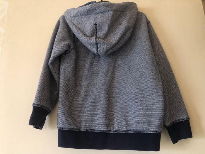 Gilet H&M 6 ans - photo numéro 4