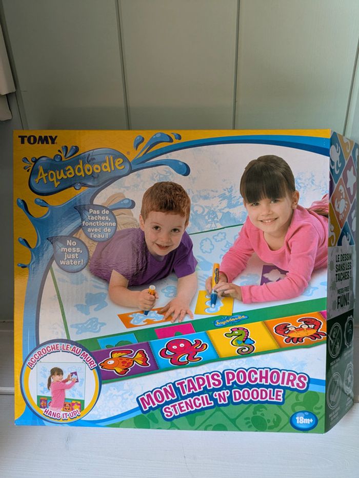 Tomy mon tapis pochoir