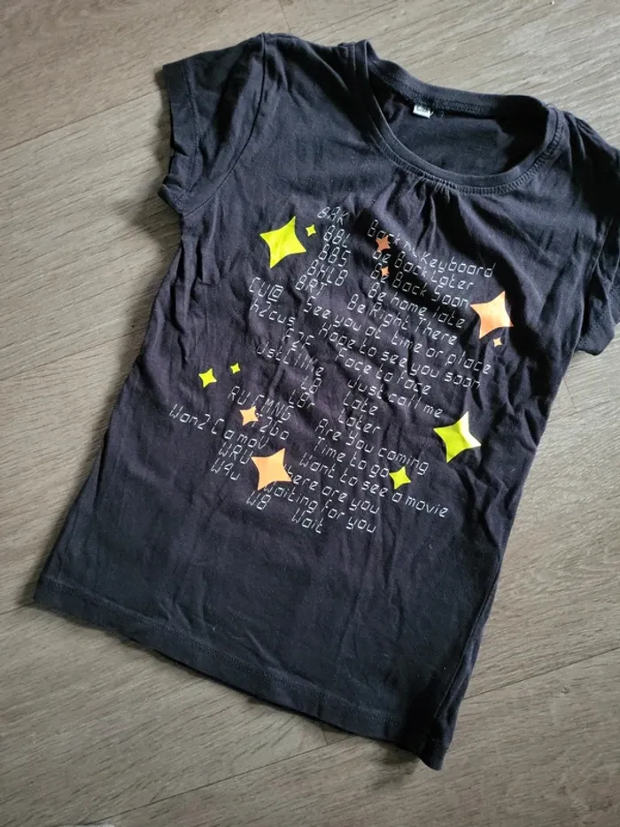 T-shirt 6/8 ans