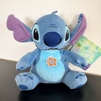 Stitch Peluche parfumée avec effets sonores Sound Scent Lilo & Stitch Disney 15cm