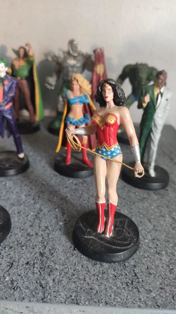 Lot de 13 figurines DC comics en plomb bon état - photo numéro 5